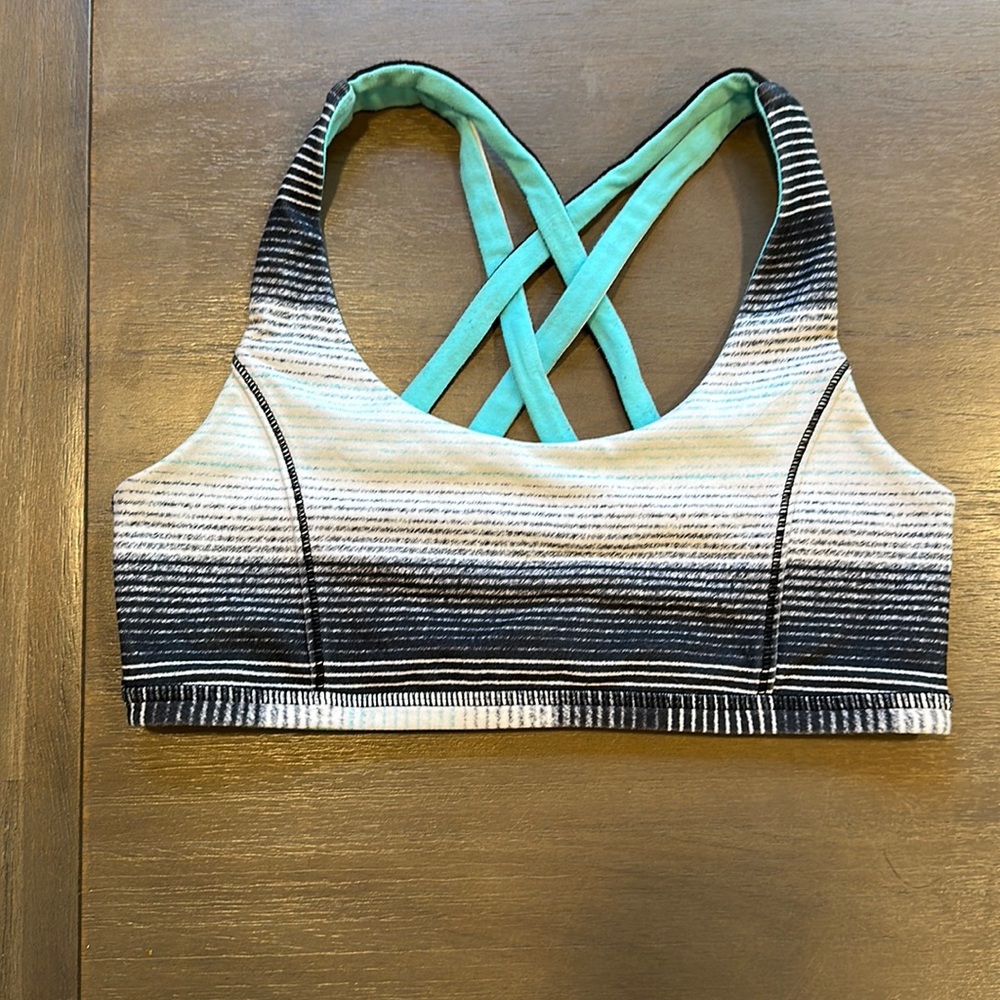 Iviva (Kid's lulu) sports bra. Black/white/turquoise  size 10